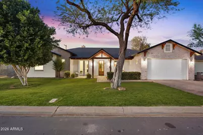 4222 E Hazelwood Street, Phoenix, AZ 85018 - Photo 2