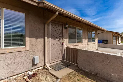 2702 E Grovers Avenue, Phoenix, AZ 85032 - Photo 8