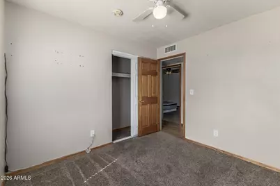 2702 E Grovers Avenue, Phoenix, AZ 85032 - Photo 32