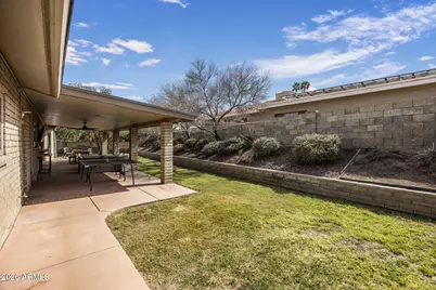 525 W Willow Avenue, Phoenix, AZ 85029 - Photo 28