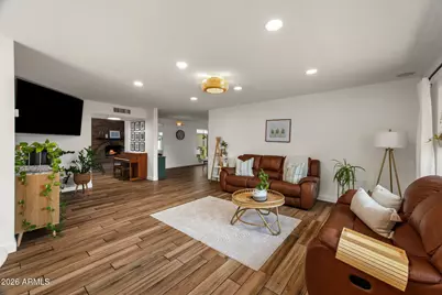 525 W Willow Avenue, Phoenix, AZ 85029 - Photo 10