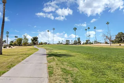 10442 W Prairie Hills Circle, Sun City, AZ 85351 - Photo 28