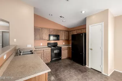 45540 W Windmill Drive, Maricopa, AZ 85139 - Photo 6