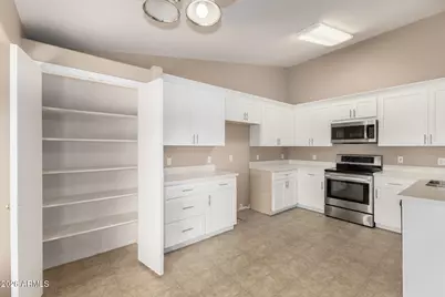 538 N 110th Street, Mesa, AZ 85207 - Photo 10