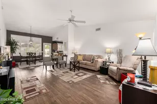 15764 W Piccadilly Rd, Goodyear, AZ 85395 - Photo 6