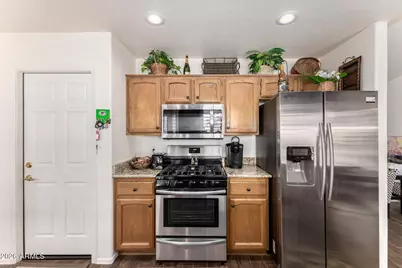 15764 W Piccadilly Road, Goodyear, AZ 85395 - Photo 12