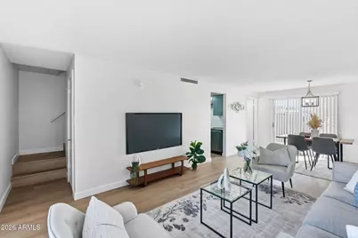 4622 N 71st Lane, Phoenix, AZ 85033 - Photo 2