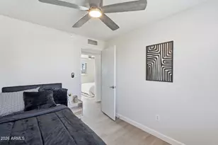 4622 N 71st Ln, Phoenix, AZ 85033 - Photo 18