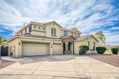 15733 W Yucatan Drive, Surprise, AZ 85379 - Photo 2