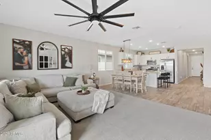 25168 N 135th Ave, Peoria, AZ 85383 - Photo 24