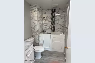 10253 N 108th Avenue, Sun City, AZ 85351 - Photo 14