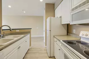 1701 E Colter St, Phoenix, AZ 85016 - Photo 8