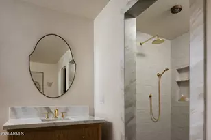 5501 E Camelback Rd, Phoenix, AZ 85018 - Photo 36