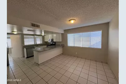 5256 W Cholla Street, Glendale, AZ 85304 - Photo 6