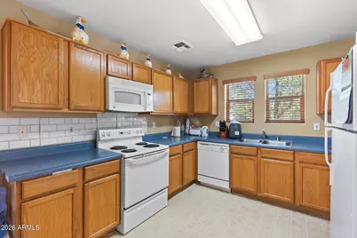 16134 N 170th Avenue, Surprise, AZ 85388 - Photo 2