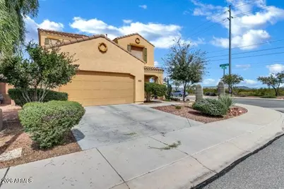12022 W Leather Lane, Peoria, AZ 85383 - Photo 2