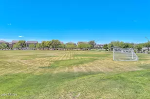 12022 W Leather Ln, Peoria, AZ 85383 - Photo 44