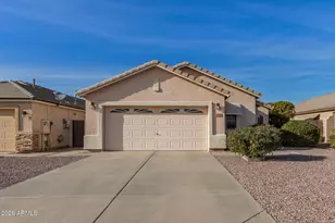 10390 W Yukon Dr, Peoria, AZ 85382 - Photo 2