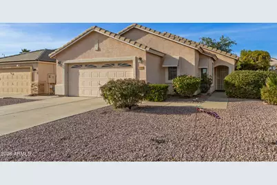 10390 W Yukon Drive, Peoria, AZ 85382 - Photo 6