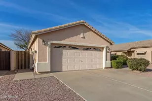 10390 W Yukon Dr, Peoria, AZ 85382 - Photo 4