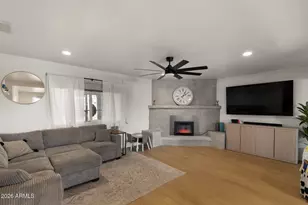 2208 E Contessa Cir, Mesa, AZ 85213 - Photo 6