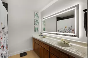 2208 E Contessa Cir, Mesa, AZ 85213 - Photo 32