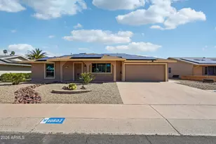 10507 W Kingswood Cir, Sun City, AZ 85351 - Photo 2