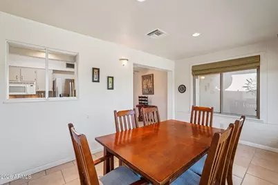 10507 W Kingswood Circle, Sun City, AZ 85351 - Photo 14