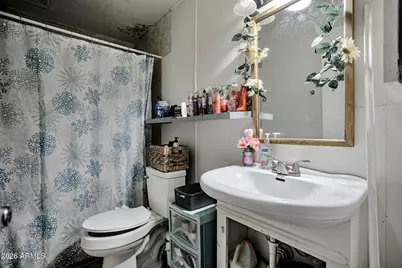 3925 W San Juan Avenue, Phoenix, AZ 85019 - Photo 12