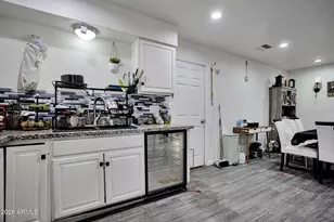 3925 W San Juan Ave, Phoenix, AZ 85019 - Photo 6