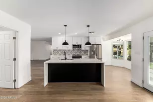 4237 W Hartford Ave, Glendale, AZ 85308 - Photo 14