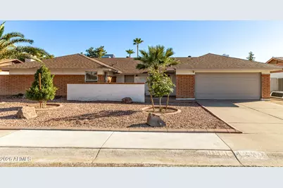 4237 W Hartford Avenue, Glendale, AZ 85308 - Photo 2