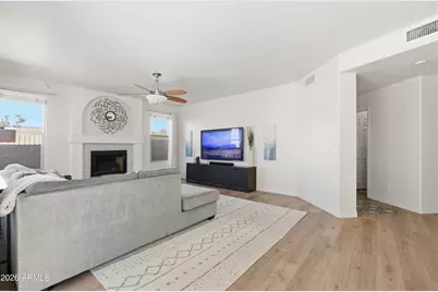 418 S Burk Street, Gilbert, AZ 85296 - Photo 6