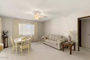 20002 N Palo Verde Dr, Sun City, AZ 85373 - Photo 8