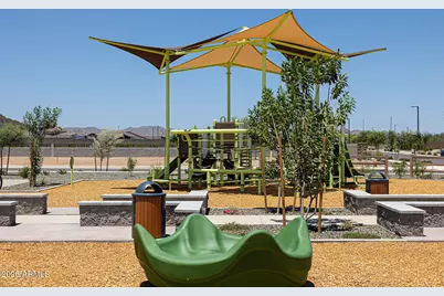 14782 W Briles Road, Surprise, AZ 85387 - Photo 4