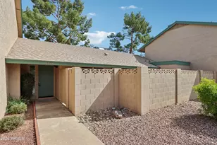 4546 W Continental Dr, Glendale, AZ 85308 - Photo 2