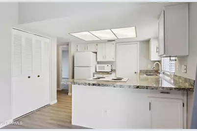 4546 W Continental Drive, Glendale, AZ 85308 - Photo 10