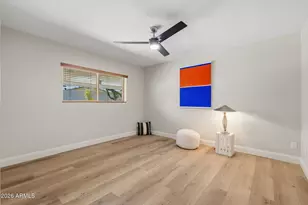 2901 E Las Rocas Dr, Phoenix, AZ 85028 - Photo 32