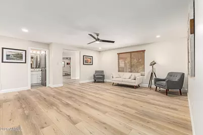 2901 E Las Rocas Drive, Phoenix, AZ 85028 - Photo 8