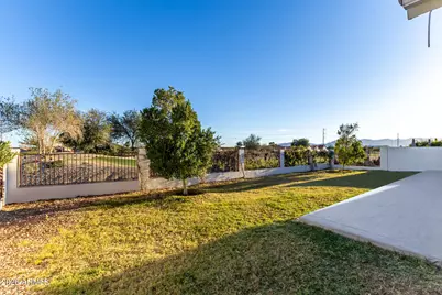 1441 E Glenhaven Drive, Phoenix, AZ 85048 - Photo 18