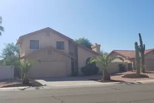13812 S 36th Way, Phoenix, AZ 85044 - Photo 2