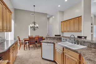 17117 W Dale Ln, Surprise, AZ 85387 - Photo 20