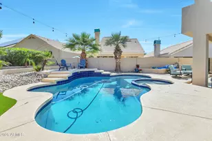 1135 E Mountain Vista Dr, Phoenix, AZ 85048 - Photo 24