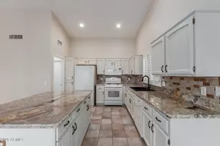 15089 W Verde Ln, Goodyear, AZ 85395 - Photo 14