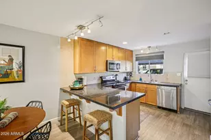 6936 E 4th St, Scottsdale, AZ 85251 - Photo 8