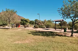 1843 E Sheena Dr, Phoenix, AZ 85022 - Photo 60