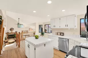 1843 E Sheena Dr, Phoenix, AZ 85022 - Photo 18