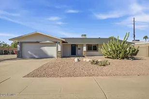 5302 N 81st Pl, Scottsdale, AZ 85250 - Photo 2