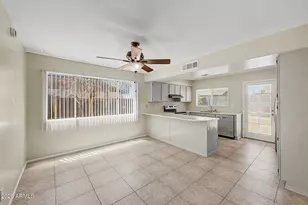 8626 W Lawrence Ln, Peoria, AZ 85345 - Photo 12