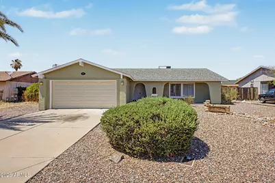 8626 W Lawrence Lane, Peoria, AZ 85345 - Photo 2